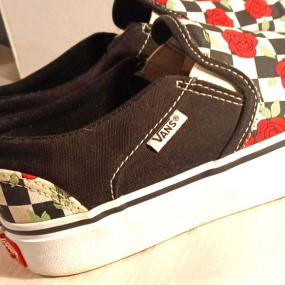 Vans Asher Checkerboard and Roses Ole Skool Low Top Canvas Slip On Sneak… - Picture 3 of 7